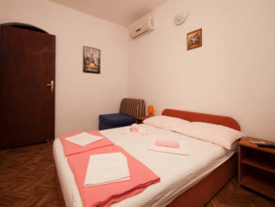 Apartmn 2+1 os., studio, 1 lo?nice, 1. patro