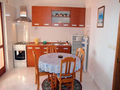 Apartm�n 1 (3+2 os), 1. patro, terasa, v�hled na mo?e