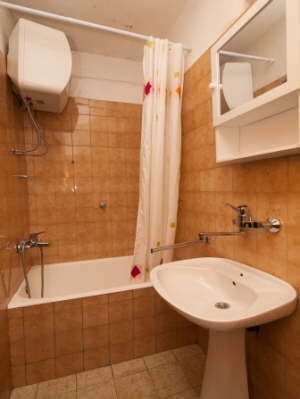 Apartm�n 3+2 os., p?�zem�, 1 lo?nice, velk� pokoj, 2 terasy, 50 m2