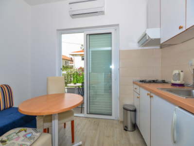 Apt 2 pro 2+1 os, 1.p, balkn sm?rem na mo?e