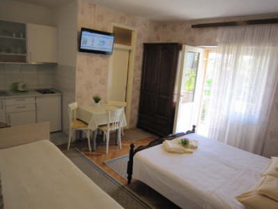 Apartmn 2+1 osoby, 1. patro, studio