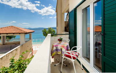 Apartmn 3 (2+1 os.), 1. patro, vchod