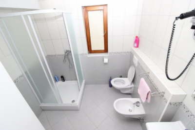 Apartmn 3 Golem