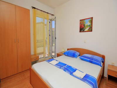 Apartmn 3 (2+2), 1. patro