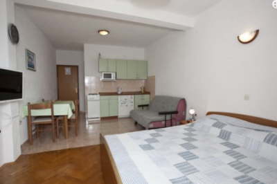 Apartm�n 3 (2+1 os), 2. patro