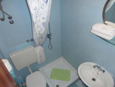 Apartmn 4