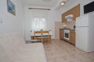 Apartmn 5 (2+2 os), 2. patro