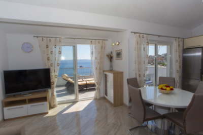 Apartm�n 6 (4+2 os), 3. patro